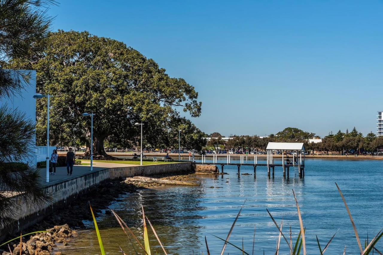 The Hutt On Mandurah Marina公寓 外观 照片